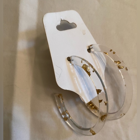 Clear earrings with gold specs - Picture 1 of 2